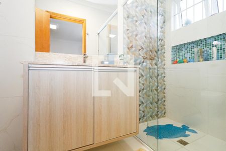 Casa à venda com 400m², 3 quartos e 5 vagasBanheiro da Suíte 2