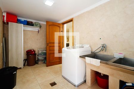 Casa à venda com 400m², 3 quartos e 5 vagasÁrea de Serviço