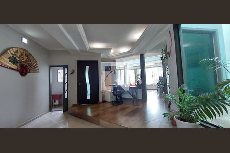 Casa à venda com 480m², 5 quartos e 8 vagas Casa à venda com 480m², 5 quartos e 8 vagasSala 2