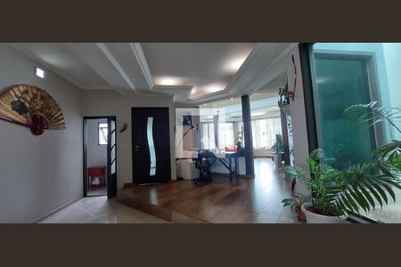 Casa à venda com 480m², 5 quartos e 8 vagas Casa à venda com 480m², 5 quartos e 8 vagasSala 2