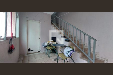 Casa à venda com 480m², 5 quartos e 8 vagas Casa à venda com 480m², 5 quartos e 8 vagasÁrea de Serviço