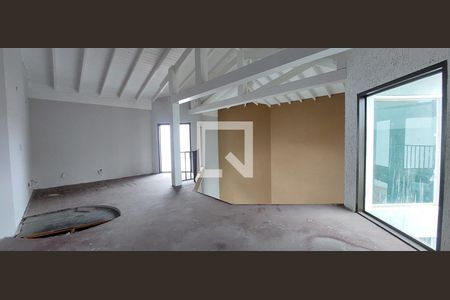 Casa à venda com 480m², 5 quartos e 8 vagas Casa à venda com 480m², 5 quartos e 8 vagasMezanino