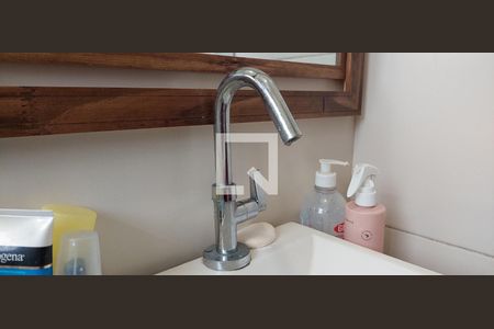 Casa à venda com 480m², 5 quartos e 8 vagas Casa à venda com 480m², 5 quartos e 8 vagasQuarto 3 suíte