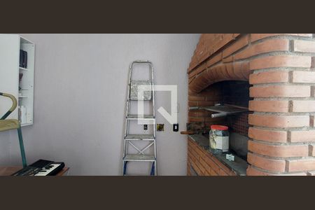 Casa à venda com 480m², 5 quartos e 8 vagas Casa à venda com 480m², 5 quartos e 8 vagasÁrea comum - Churrasqueira