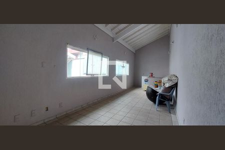 Casa à venda com 480m², 5 quartos e 8 vagas Casa à venda com 480m², 5 quartos e 8 vagasEdícula