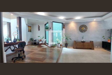 Casa à venda com 480m², 5 quartos e 8 vagas Casa à venda com 480m², 5 quartos e 8 vagasSala 2