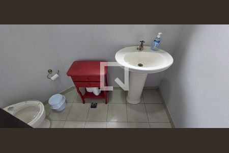 Casa à venda com 480m², 5 quartos e 8 vagas Casa à venda com 480m², 5 quartos e 8 vagasLavabo 1