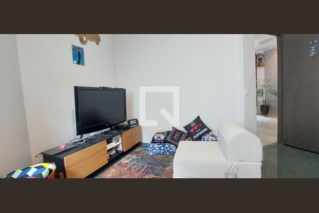 Casa à venda com 480m², 5 quartos e 8 vagas Casa à venda com 480m², 5 quartos e 8 vagasSala de jogos