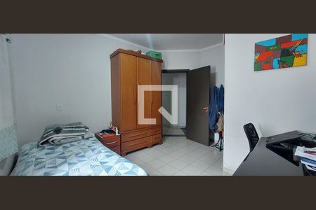 Casa à venda com 480m², 5 quartos e 8 vagas Casa à venda com 480m², 5 quartos e 8 vagasQuarto 2 Suíte