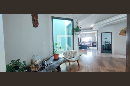 Casa à venda com 480m², 5 quartos e 8 vagas Casa à venda com 480m², 5 quartos e 8 vagasSala 2