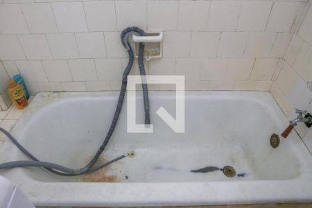 Apartamento à venda com 48m², 1 quarto e sem vagaBanheiro