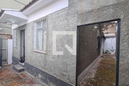 Casa à venda com 50m², 2 quartos e sem vaga Casa à venda com 50m², 2 quartos e sem vagaFachada casa