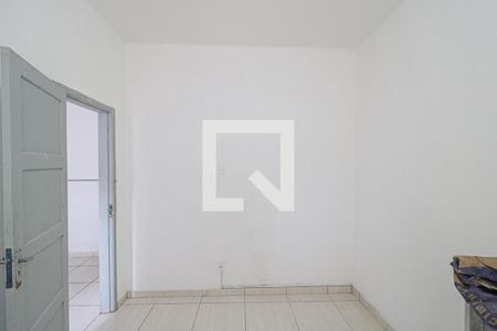 Casa à venda com 50m², 2 quartos e sem vaga Casa à venda com 50m², 2 quartos e sem vagaQuarto