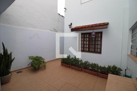 Casa à venda com 178m², 3 quartos e 3 vagasÁrea de Serviço