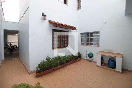 Casa à venda com 178m², 3 quartos e 3 vagasÁrea de Serviço