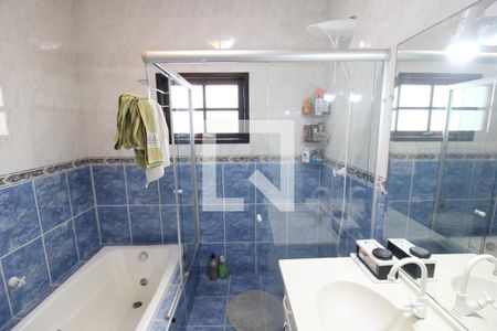 Casa à venda com 178m², 3 quartos e 3 vagasBanheiro 2