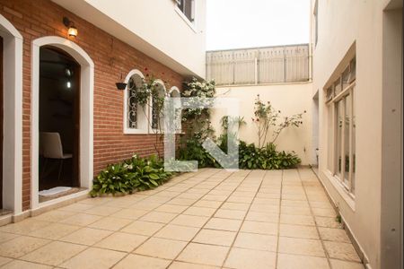 Casa à venda com 300m², 5 quartos e 2 vagasQuintal