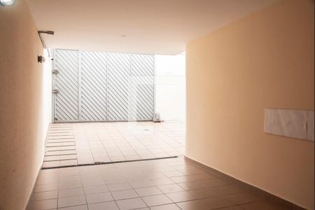 Casa à venda com 300m², 5 quartos e 2 vagasGaragem