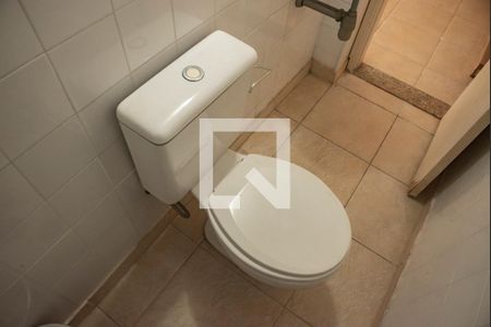 Casa à venda com 300m², 5 quartos e 2 vagasBanheiro do Salão