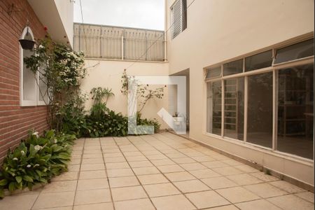 Casa à venda com 300m², 5 quartos e 2 vagasQuintal