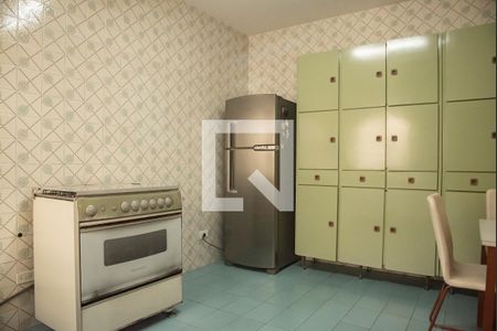 Casa à venda com 300m², 5 quartos e 2 vagasEdícula - Cozinha