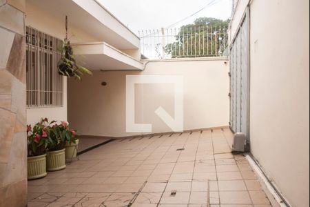 Casa à venda com 300m², 5 quartos e 2 vagasFrente da Casa/Garagem