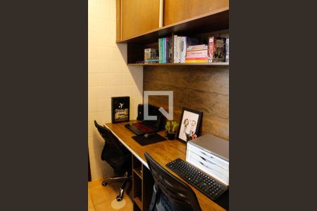 Apartamento à venda com 80m², 1 quarto e 1 vagaESCRITÓRIO