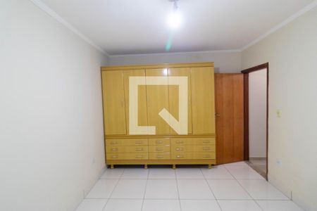 Casa à venda com 225m², 4 quartos e 4 vagas Casa à venda com 225m², 4 quartos e 4 vagasQuarto 02