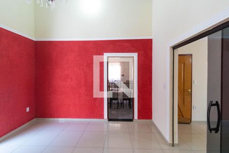 Casa à venda com 225m², 4 quartos e 4 vagas Casa à venda com 225m², 4 quartos e 4 vagasSalas