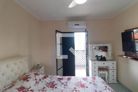 Casa à venda com 225m², 4 quartos e 4 vagas Casa à venda com 225m², 4 quartos e 4 vagasSuíte 02