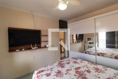 Casa à venda com 225m², 4 quartos e 4 vagas Casa à venda com 225m², 4 quartos e 4 vagasSuíte 02