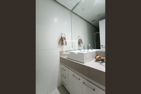 Apartamento à venda com 347m², 3 quartos e 2 vagasBanheiro da Suíte 3