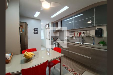 Apartamento à venda com 347m², 3 quartos e 2 vagasCozinha e Área de Serviço