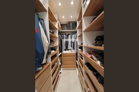 Apartamento à venda com 347m², 3 quartos e 2 vagasCloset da Suíte 2