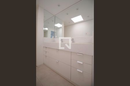 Casa à venda com 85m², 2 quartos e sem vaga Casa à venda com 85m², 2 quartos e sem vagaBanheiro da Suíte