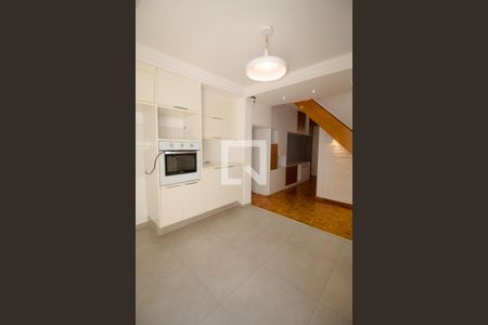 Casa à venda com 85m², 2 quartos e sem vaga Casa à venda com 85m², 2 quartos e sem vagaCozinha