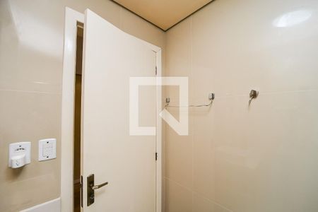 Casa à venda com 144m², 2 quartos e 1 vaga Casa à venda com 144m², 2 quartos e 1 vagaBanheiro