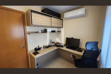 Apartamento à venda com 3 quartos, 105m² em Vila Zilda, São Paulo