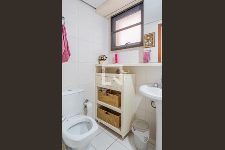 Apartamento à venda com 94m², 3 quartos e 2 vagasBanheiro Social