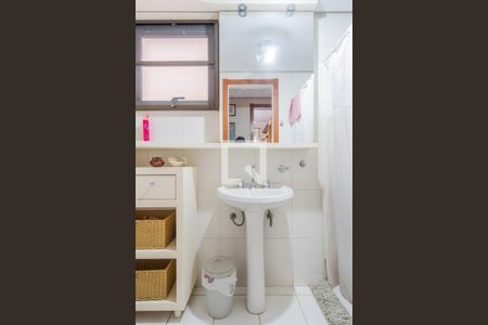 Apartamento à venda com 94m², 3 quartos e 2 vagasBanheiro Social
