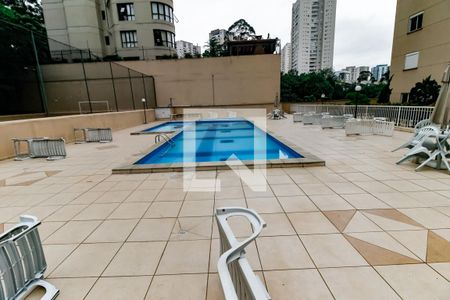 Apartamento à venda com 88m², 2 quartos e 2 vagas Apartamento à venda com 88m², 2 quartos e 2 vagasÁrea comum - Piscina