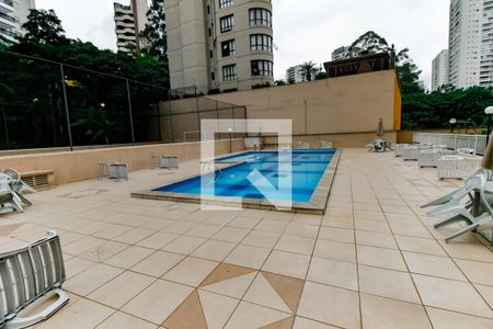 Apartamento à venda com 88m², 2 quartos e 2 vagas Apartamento à venda com 88m², 2 quartos e 2 vagasÁrea comum - Piscina