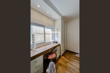 Casa de condomínio à venda com 145m², 3 quartos e 2 vagasQuarto 1 - Suíte