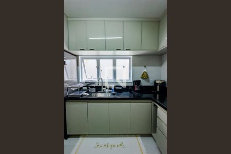 Casa de condomínio à venda com 145m², 3 quartos e 2 vagasCozinha