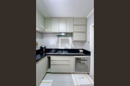 Casa de condomínio à venda com 145m², 3 quartos e 2 vagasCozinha