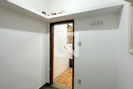 Apartamento à venda com 148m², 3 quartos e sem vagaBanheiro de serviço