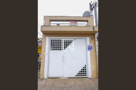 Casa para alugar com 200m², 2 quartos e 1 vaga Casa para alugar com 200m², 2 quartos e 1 vagaPlaca