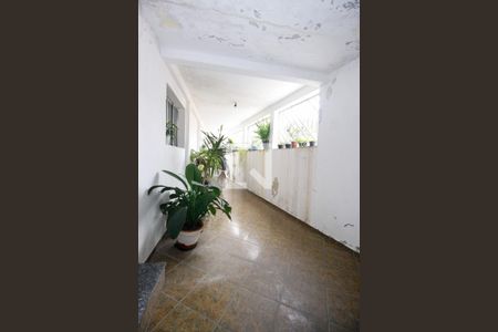 Casa para alugar com 200m², 2 quartos e 1 vagaQuintal