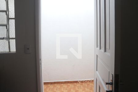 Casa para alugar com 47m², 1 quarto e sem vagaQuintal