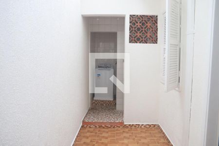 Casa para alugar com 47m², 1 quarto e sem vagaQuintal